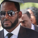 Image for article titled R. Kelly Reportedly Considered Himself a 'Genius' Entitled to Have Sex With 'Very Young Girls'